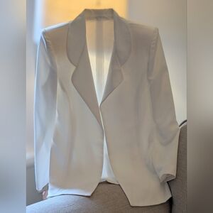 Chic Elegant Off-White/Cream  Women's Jacket/Blazer